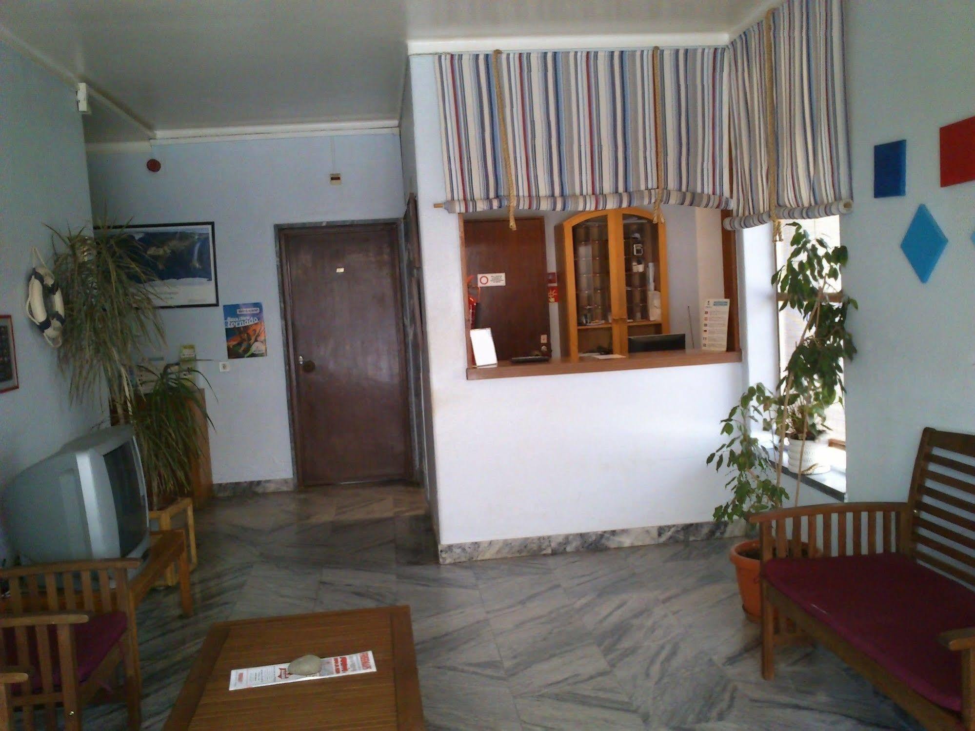 Hotel Apartamento Iate ปอร์ติเมา ภายนอก รูปภาพ