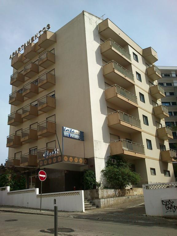 Hotel Apartamento Iate ปอร์ติเมา ภายนอก รูปภาพ
